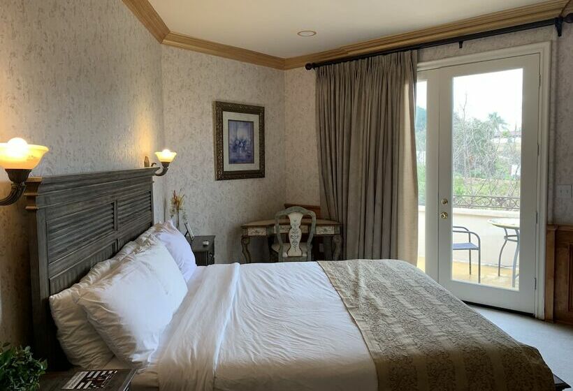 キングサイズベッドのスタンダードルーム, Churon Inn Winery