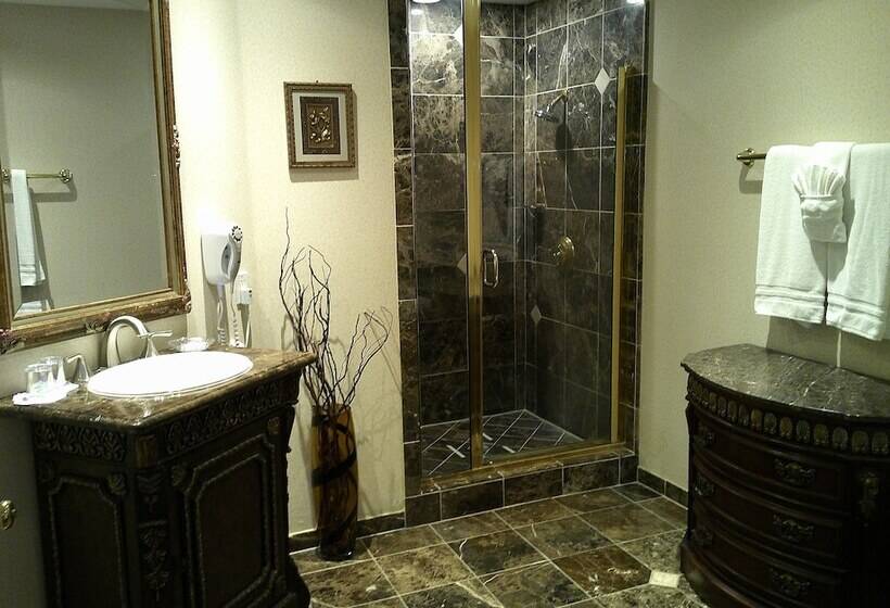 キングサイズベッドのスタンダードルーム, Churon Inn Winery