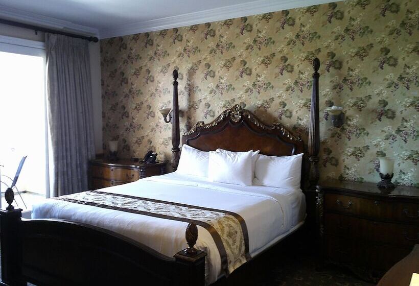 キングサイズベッドのスタンダードルーム, Churon Inn Winery