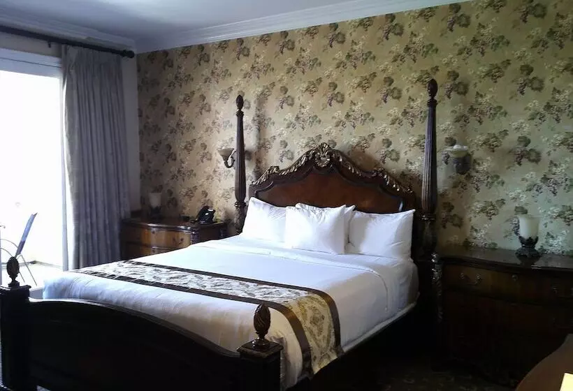 キングサイズベッドのスタンダードルーム, Churon Inn Winery