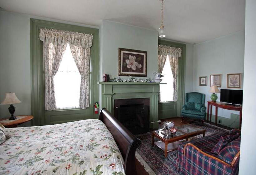 غرفة قياسية, The Lafayette Inn & Restaurant