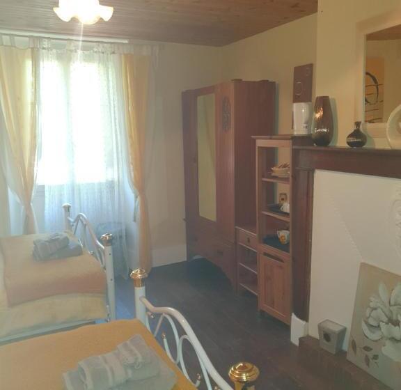 חדר סטנדרט לשלושה, Sunset House Chambres De Hotes