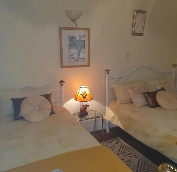 חדר סטנדרט לשלושה, Sunset House Chambres De Hotes