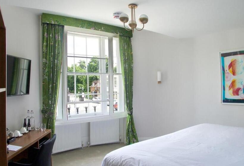 디럭스 룸, The Kings Arms