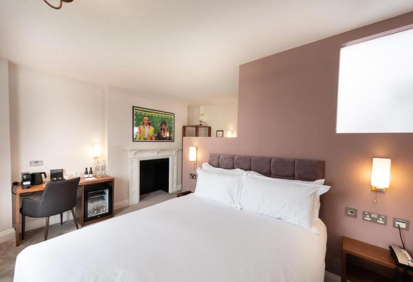 غرفة ديلوكس, The Kings Arms