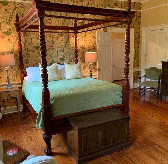 غرفة قياسية مطلّة علي الحديقة, The Lily Inn  Burlington