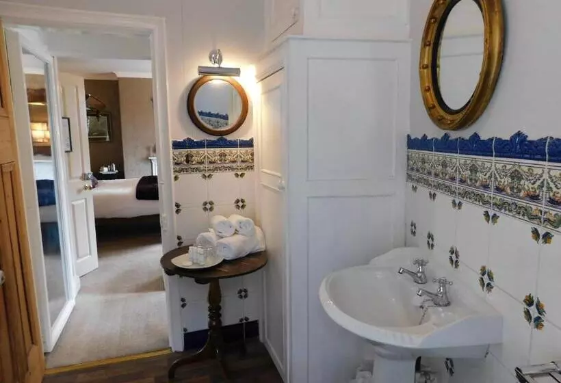 デラックスルーム, The Old Registry Guest House