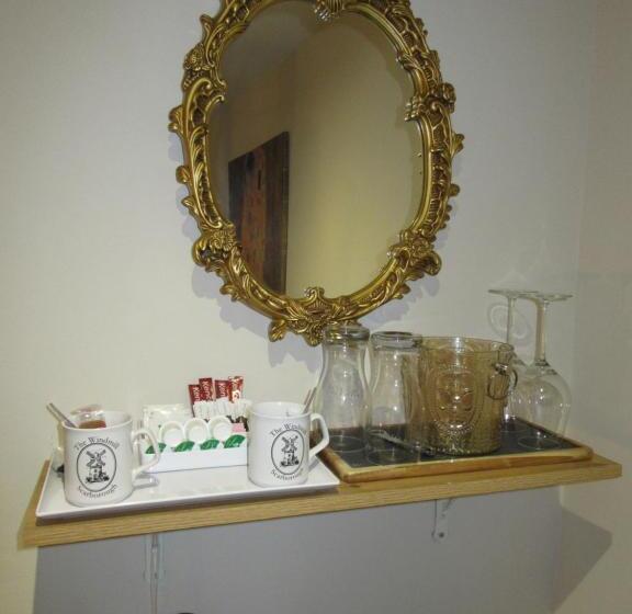 غرفة قياسية سرير كينج, The Windmill