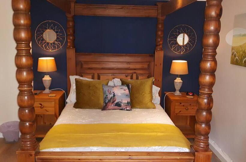 كابينة, The Windmill