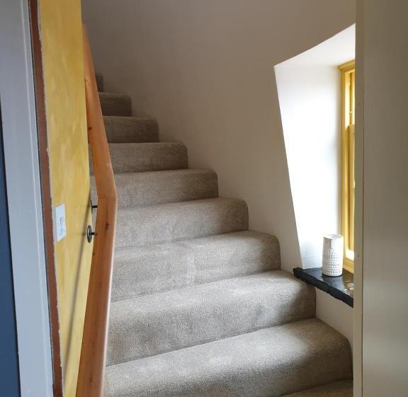 إستوديو قياسى مطل على البحر, The Windmill