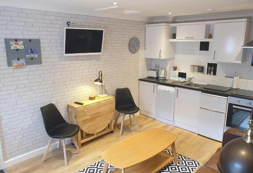 كابينة, The Windmill