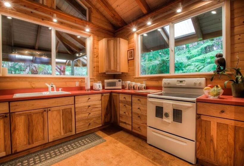 带按摩浴盆的套房, Volcano Mist Cottage