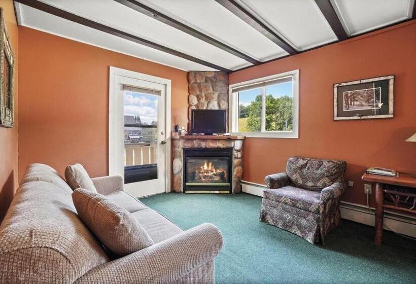 4인용 스탠다드 룸, The Whitney S Inn At Jackson