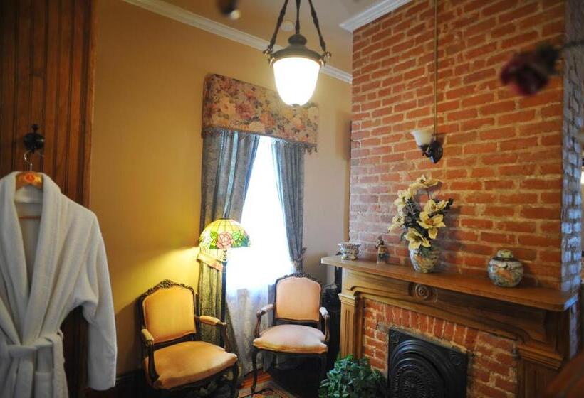 Suíte, Hh Whitney House   A Bed & Breakfast On The Historic Esplanade