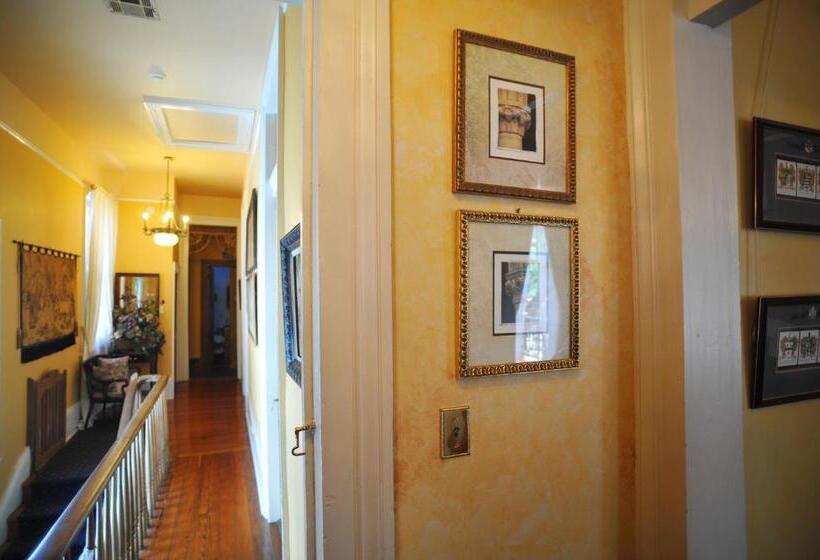 Suíte, Hh Whitney House   A Bed & Breakfast On The Historic Esplanade