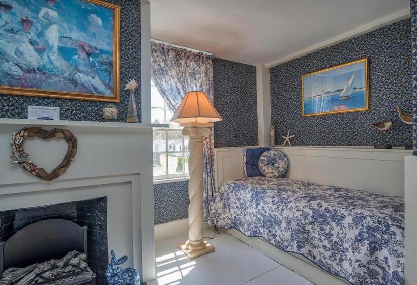 اتاق استاندارد, Holiday Guest House Bed & Breakfast