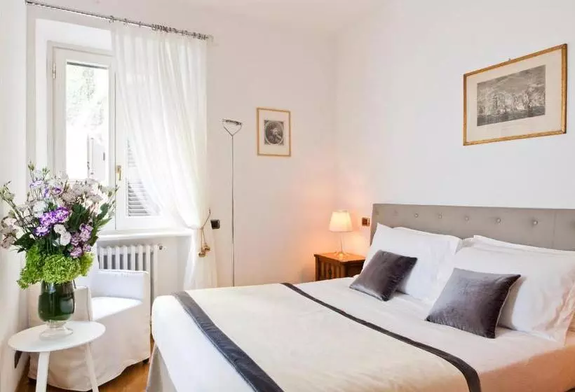 اتاق استاندارد, Garibaldi Suites Piazza Di Spagna