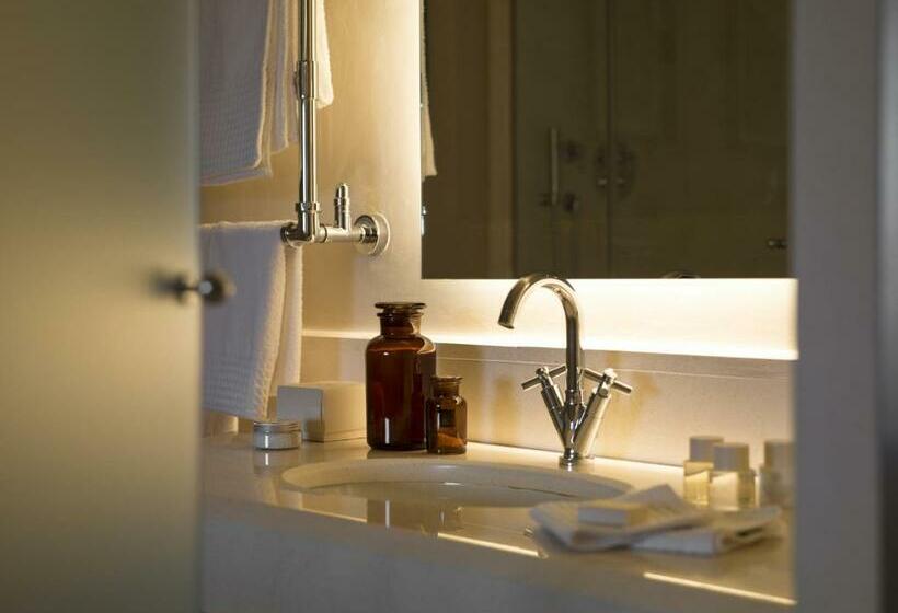 סוויטת ג'וניור, A.roma Lifestyle