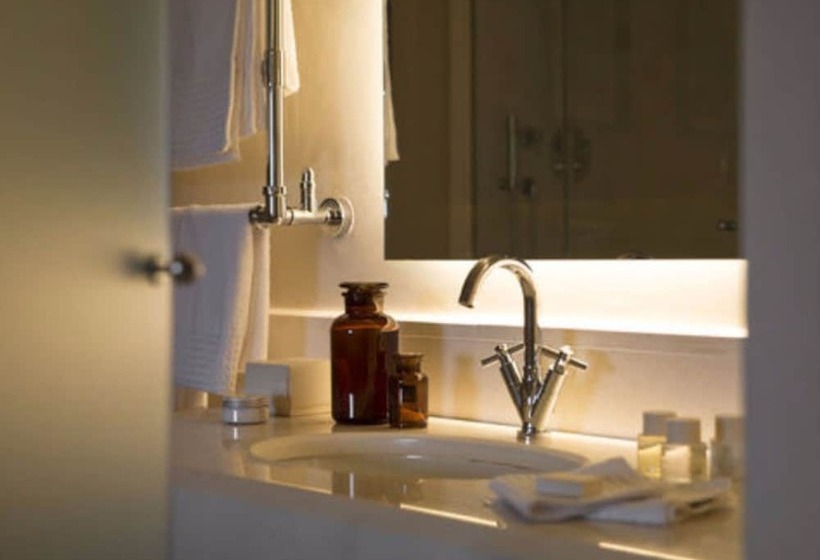 חדר משפחתי, A.roma Lifestyle