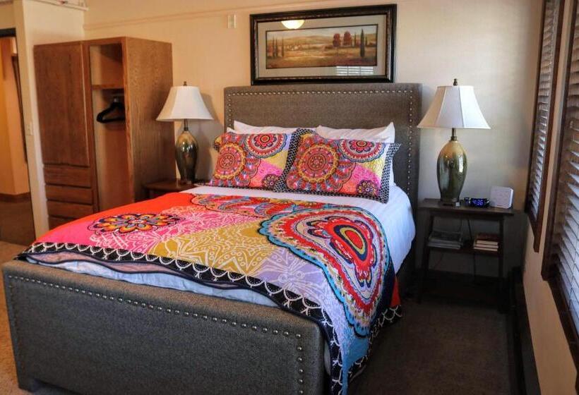 חדר דלוקס, Iowa House Historic Inn