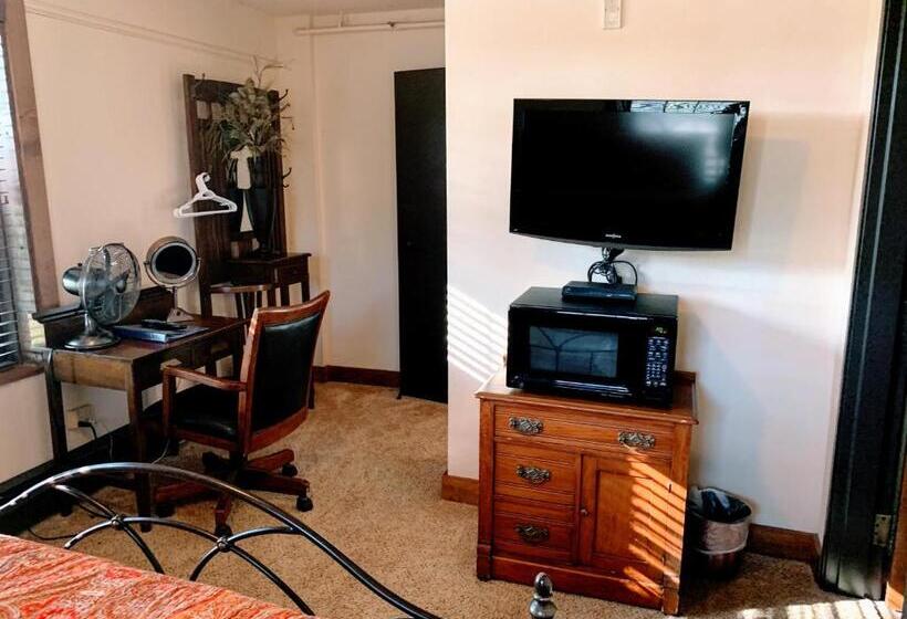 غرفة قياسية, Iowa House Historic Inn