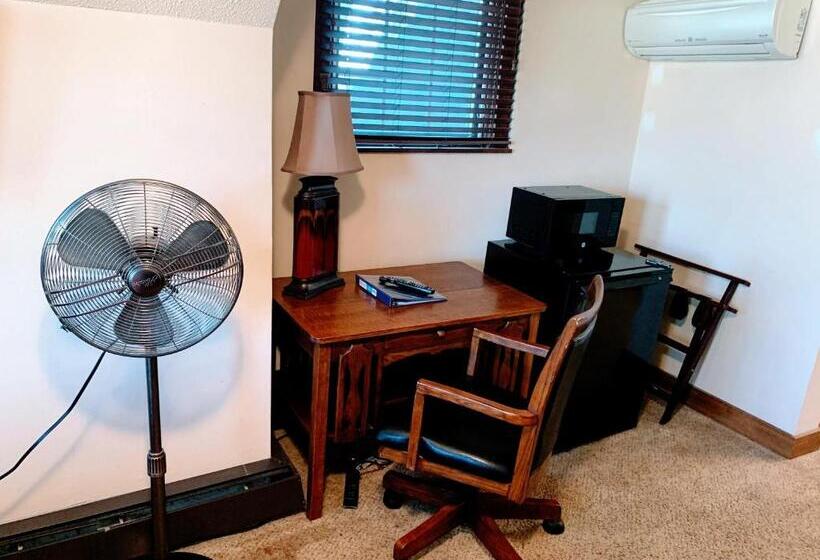 חדר דלוקס, Iowa House Historic Inn