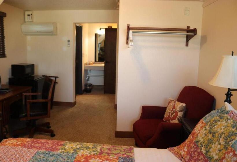 חדר דלוקס, Iowa House Historic Inn