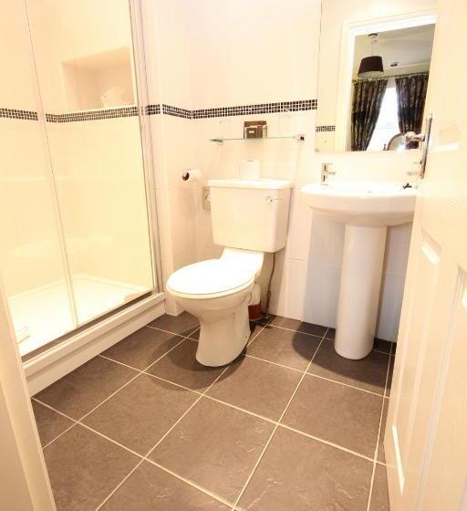 标准间, Lastra Farm