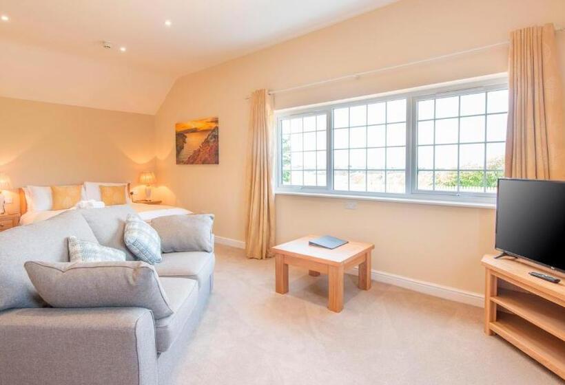 带大床的标准间, Lastra Farm