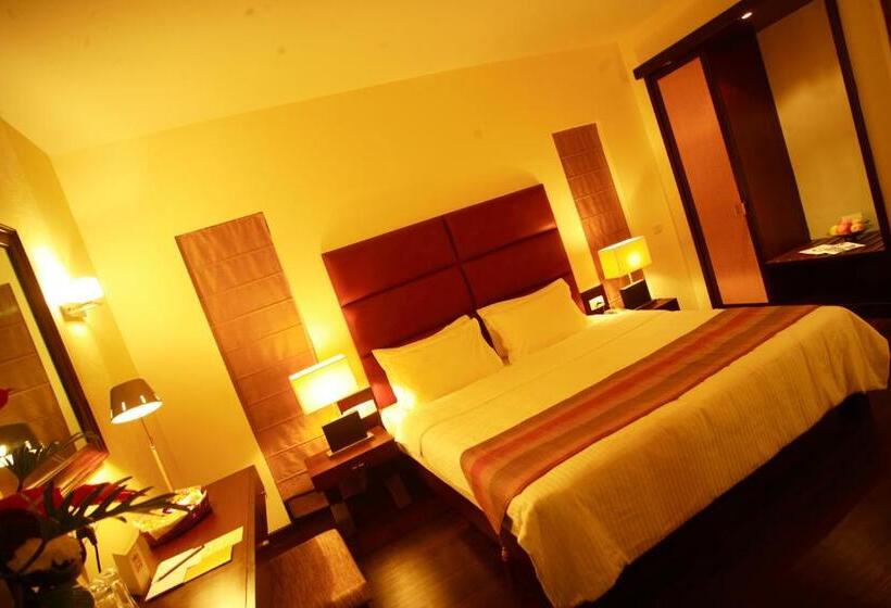 Habitación Ejecutiva, Metropole