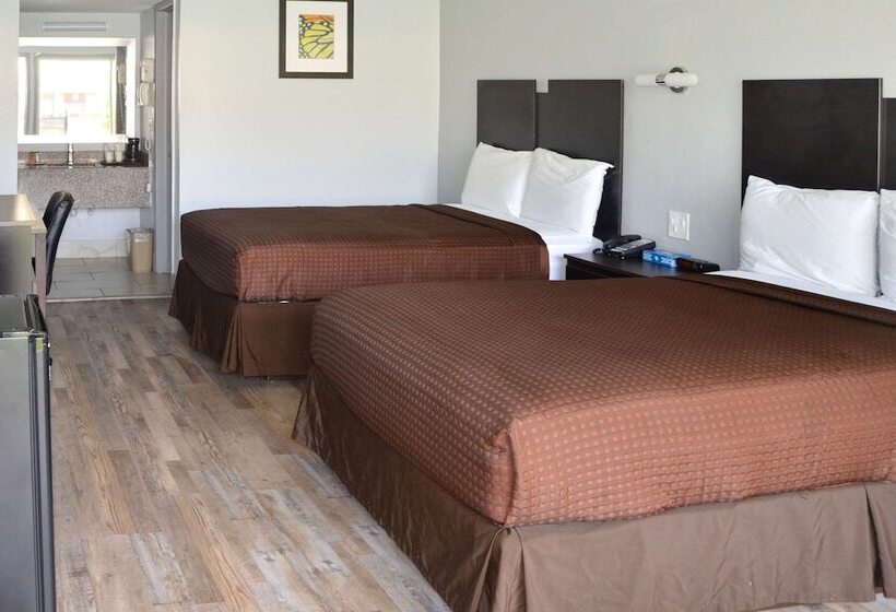 ２ダブルベッドのスタンダードルーム, Rodeway Inn Sun City Center