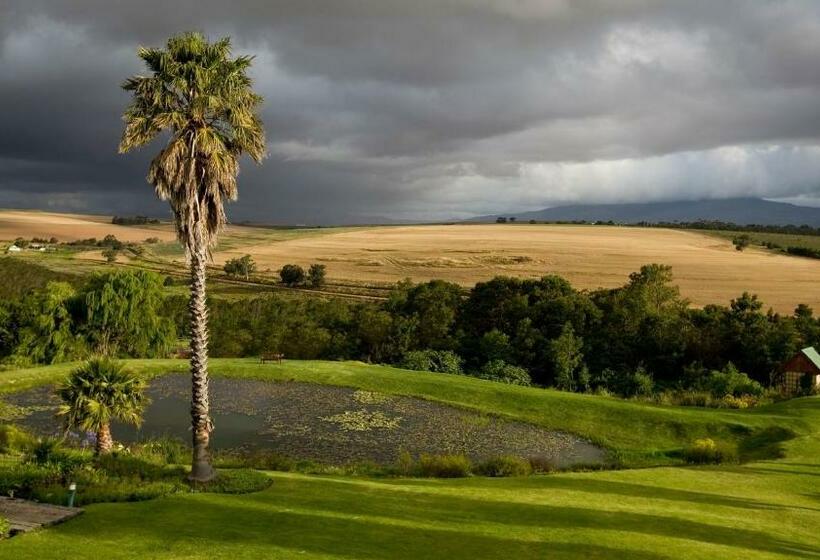 חדר סטנדרט עם מיטת קינג, The Caledon Hotel And Spa