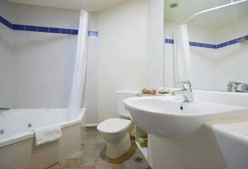 デラックススタジオ, Ventura Inn & Suites Hamilton