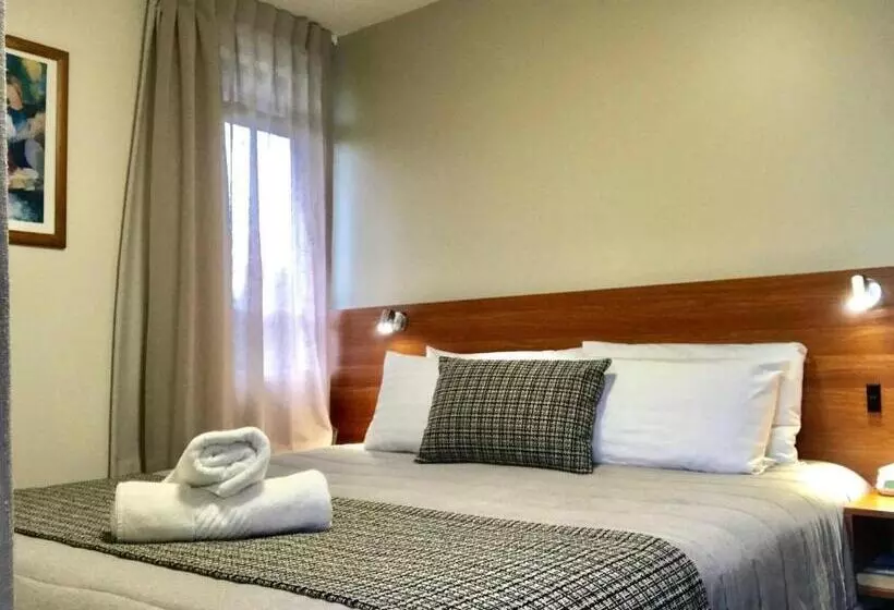 スイート, Ventura Inn & Suites Hamilton