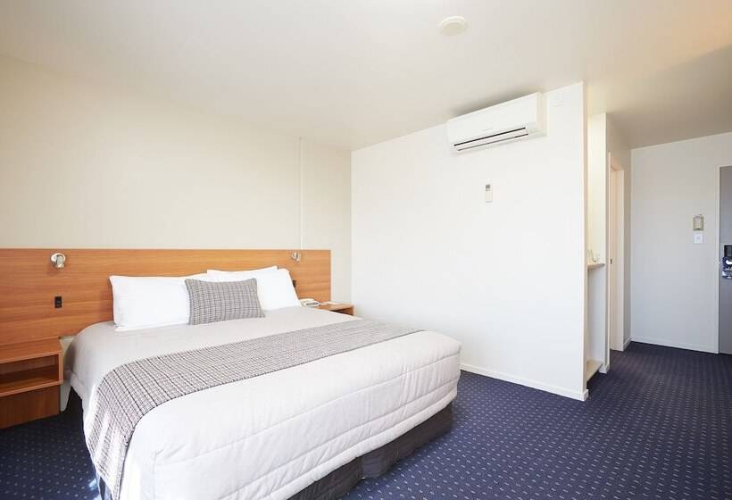 디럭스 스튜디오, Ventura Inn & Suites Hamilton