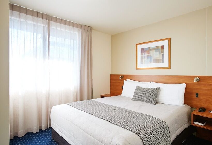 디럭스 스튜디오, Ventura Inn & Suites Hamilton