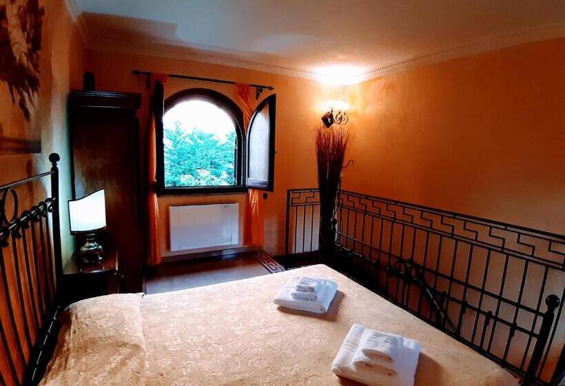 Номер Стандарт Трехместный, Villa Antica Tropea