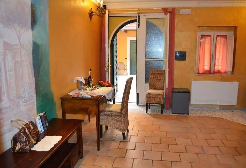 スタンダード４人部屋, Villa Antica Tropea