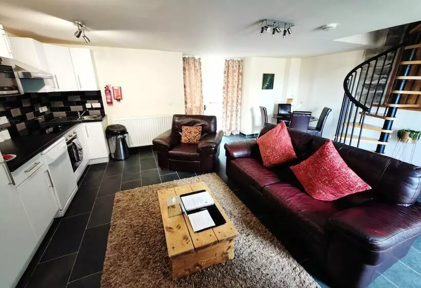 Talo 1 Makuuhuone, Dolgun Uchaf Historic B&b And Self Catering Cottages In Snowdonia