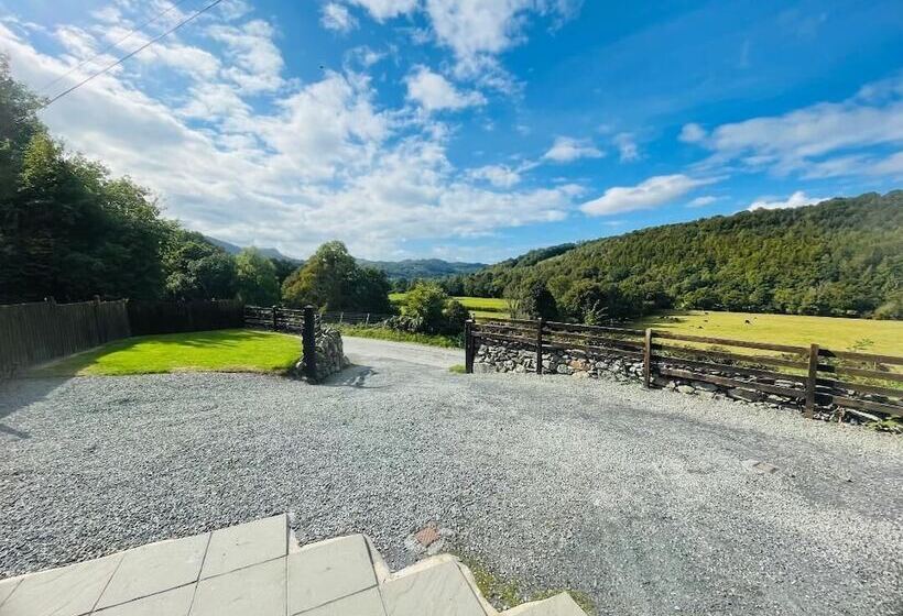 خانه 2 خوابه, Dolgun Uchaf Historic B&b And Self Catering Cottages In Snowdonia