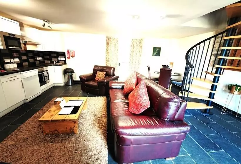 Talo 1 Makuuhuone, Dolgun Uchaf Historic B&b And Self Catering Cottages In Snowdonia
