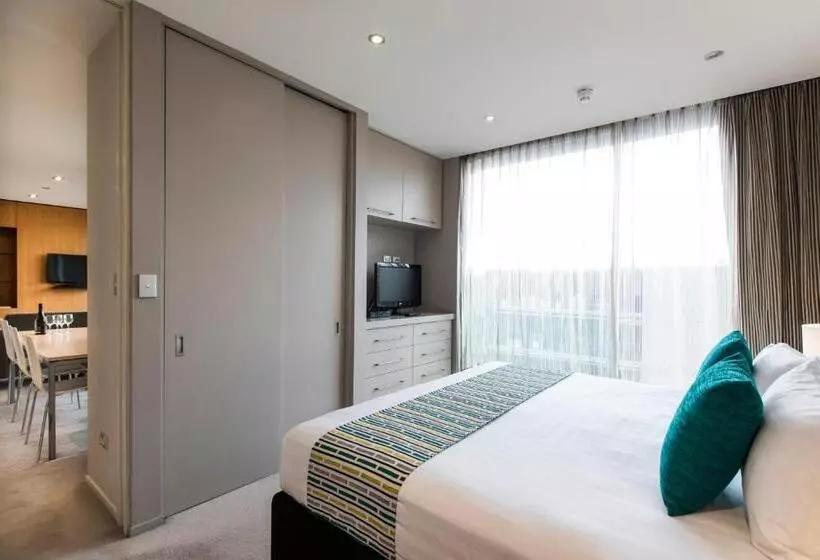 ペントハウス２ベッドルームアパート, Quest Carlaw Park Serviced Apartments
