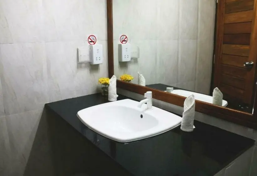 اتاق لوکس, Suvaasa Inn