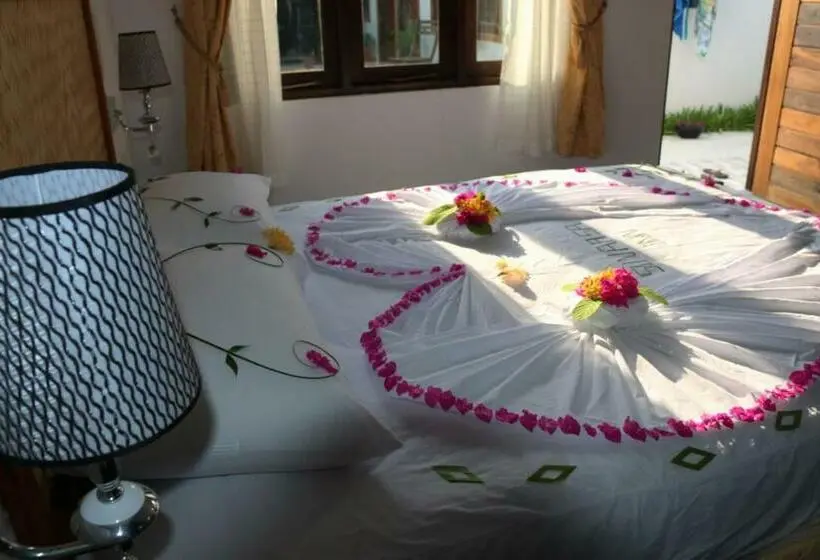 اتاق لوکس, Suvaasa Inn