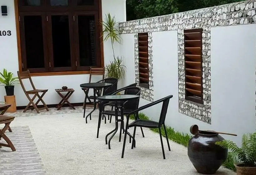 اتاق لوکس, Suvaasa Inn