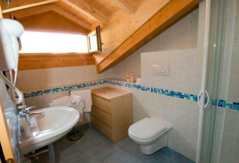 غرفة قياسية رباعية, B&b Benvenuti   Dolomiti Di Brenta