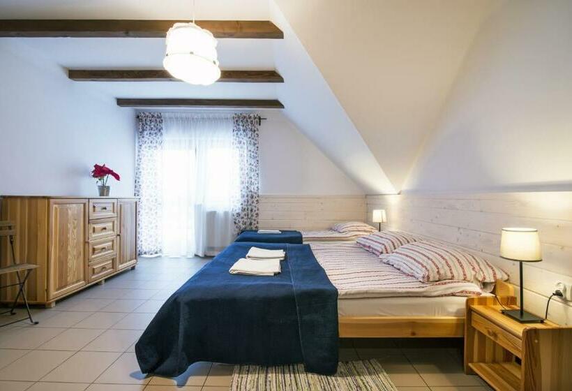 4인용 스탠다드 룸, Malowane Wierchy