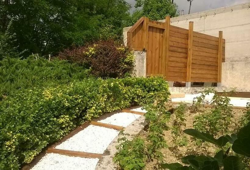 غرفة قياسية, Chambre Chez Mamie Do