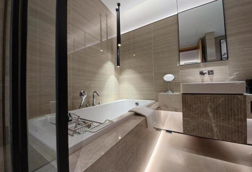 スイート, Prince Manor Resort