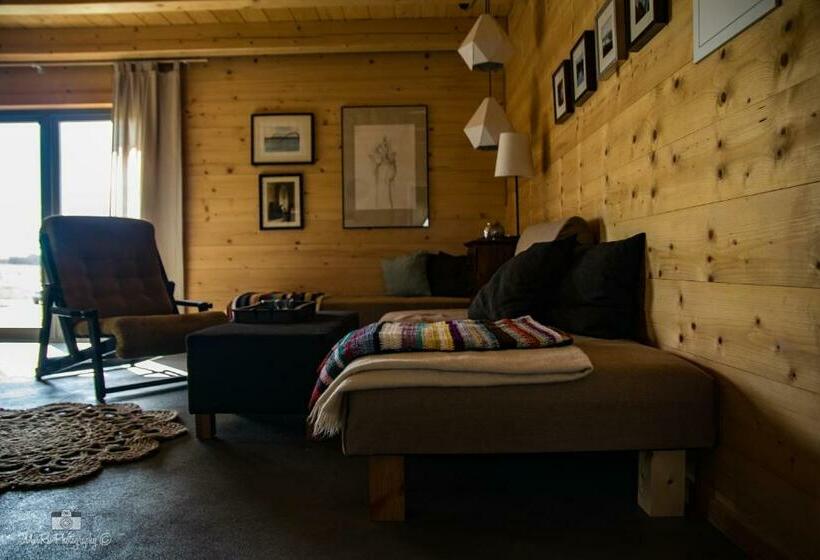 شقة غرفة نوم واحدة بالطابق الأرضى, Zielna Farma